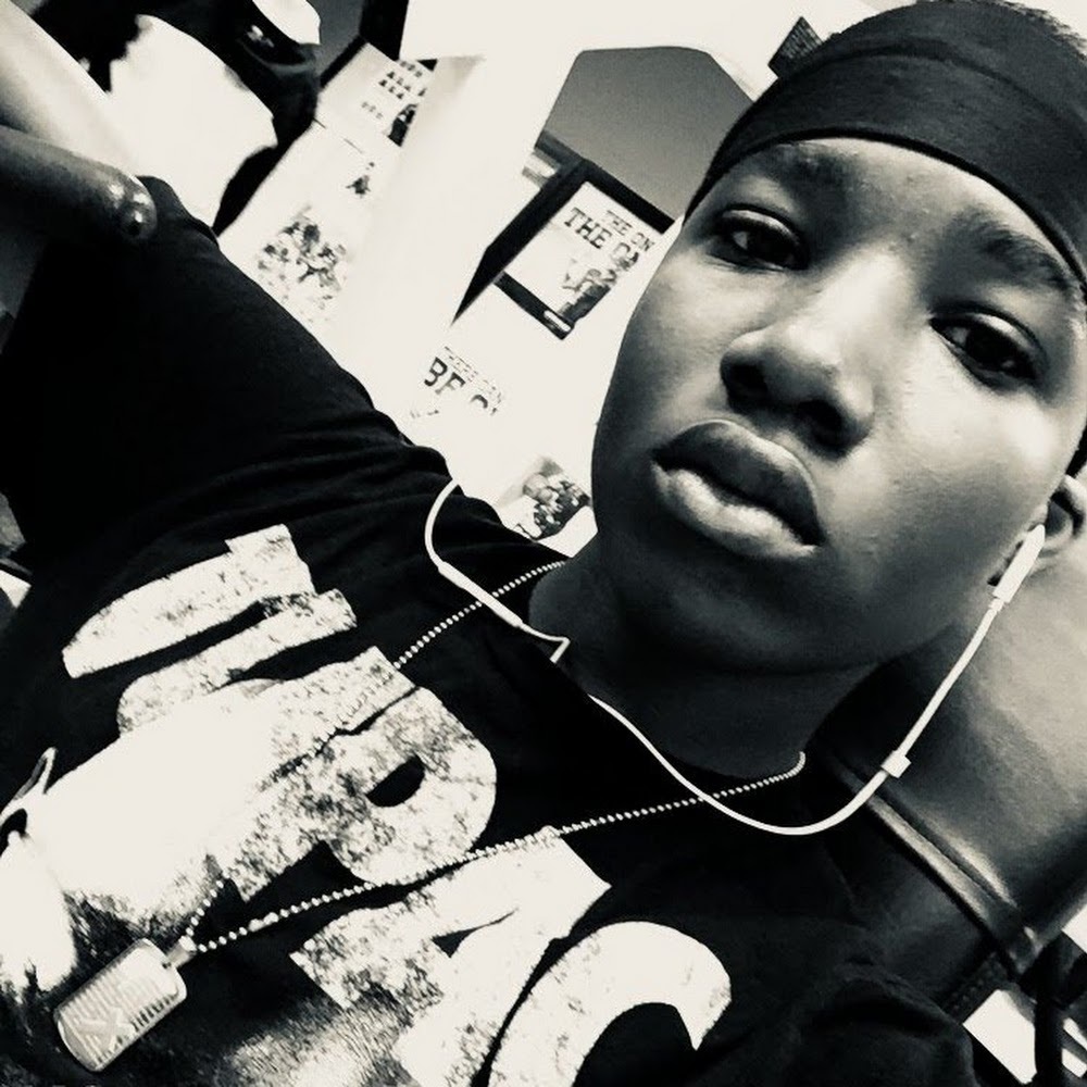 Meet your Posher, Elijah